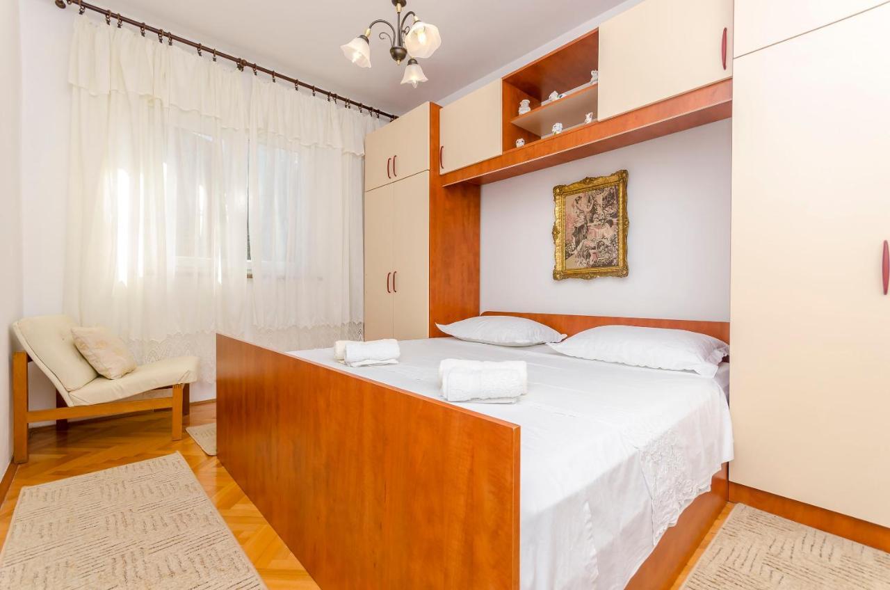 Apartment Buksa Трогир Экстерьер фото