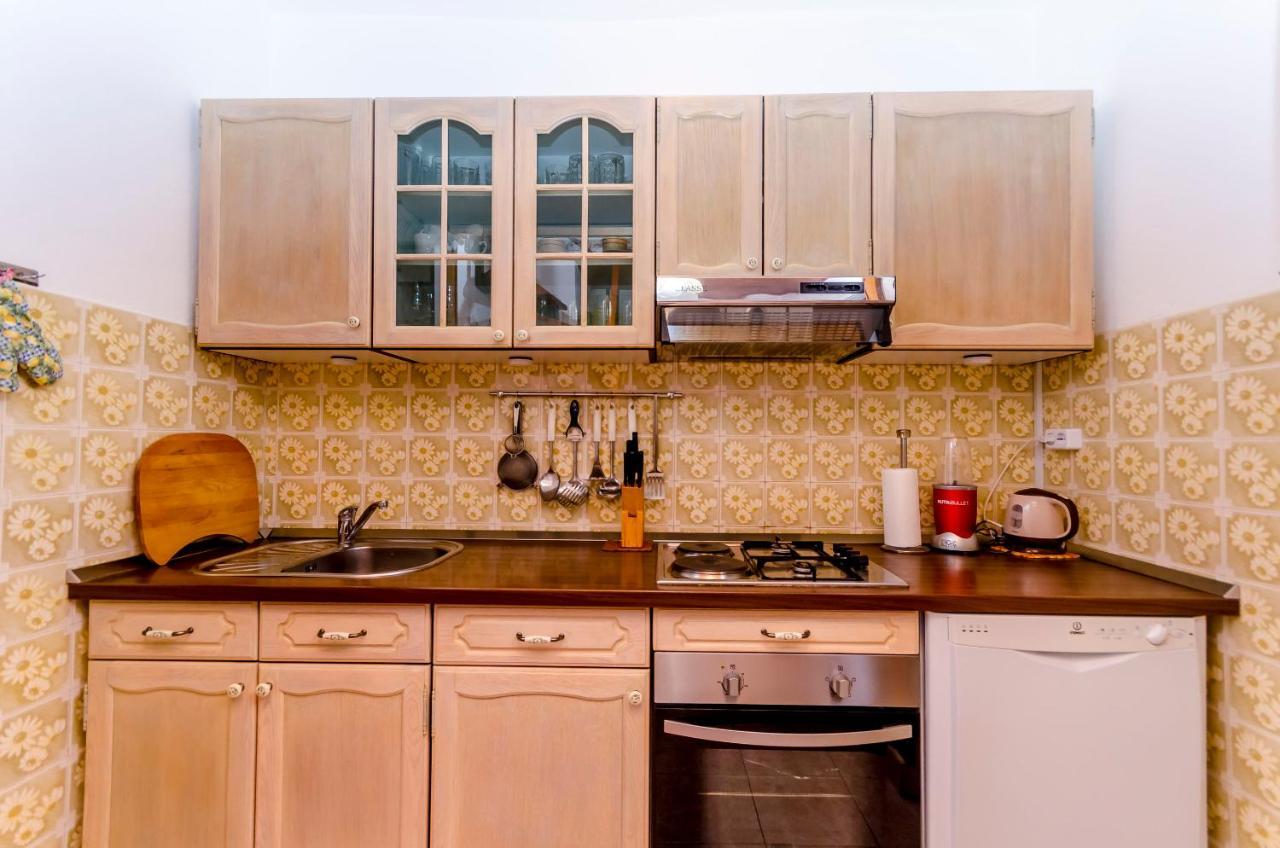 Apartment Buksa Трогир Экстерьер фото