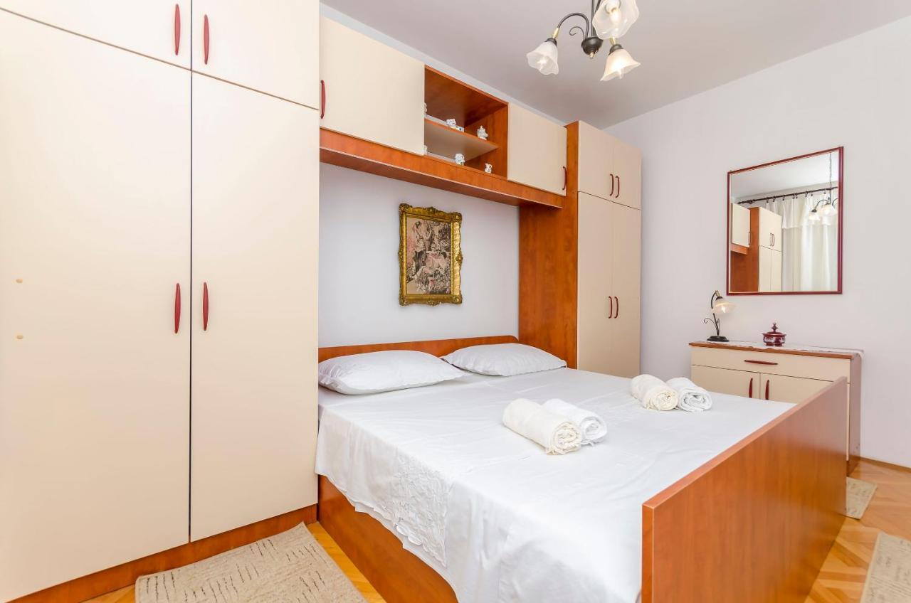 Apartment Buksa Трогир Экстерьер фото