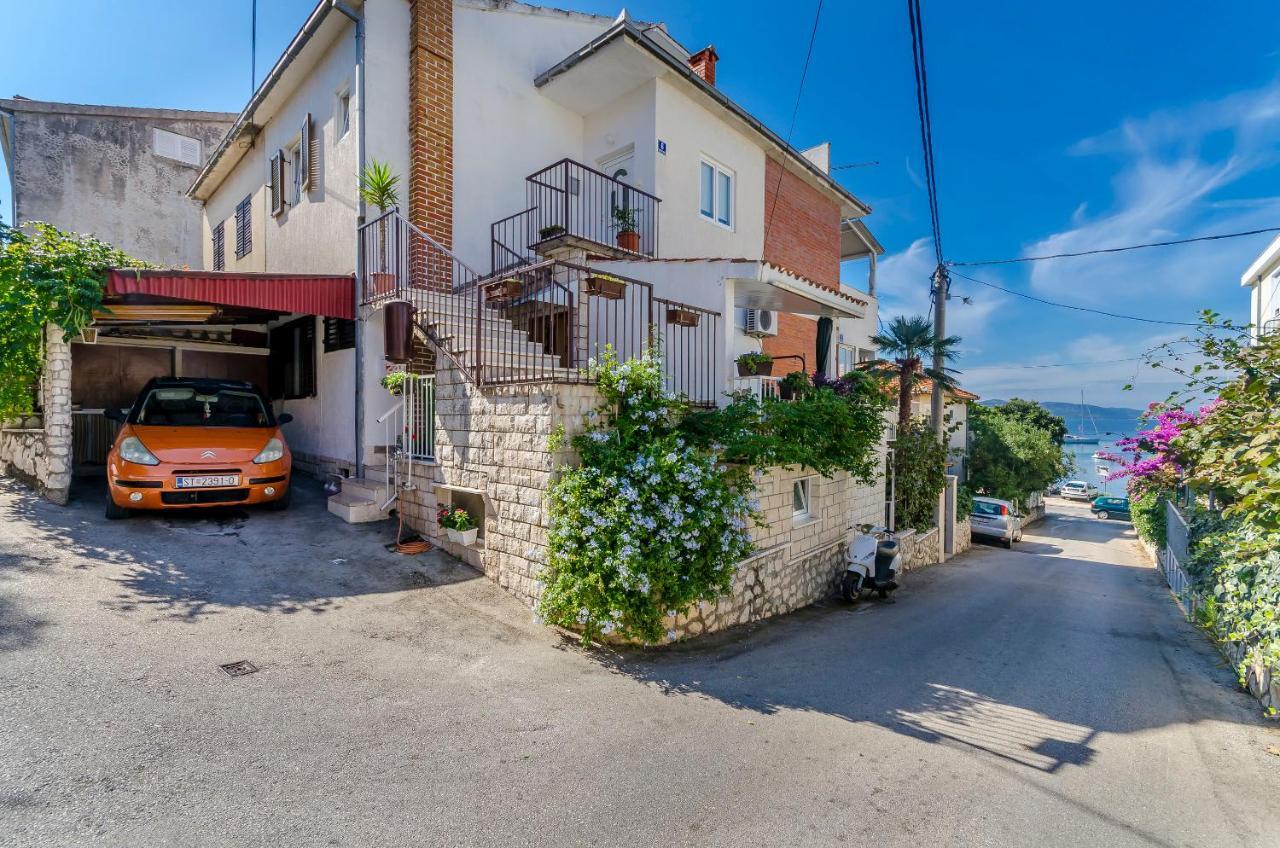 Apartment Buksa Трогир Экстерьер фото